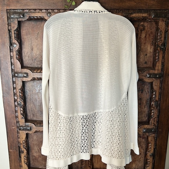 Misook White asymmetrical drape front cardigan - Picture 2 of 5